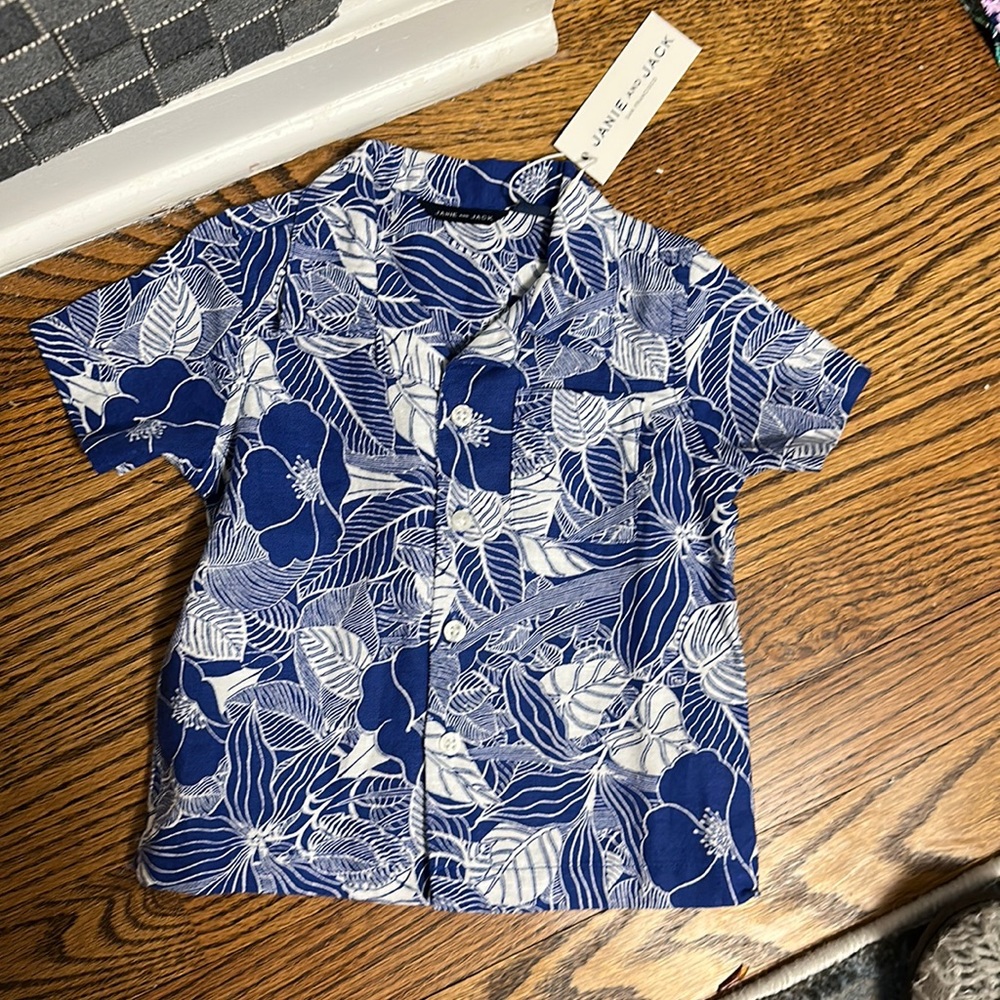 Cute Hawaiian shirt